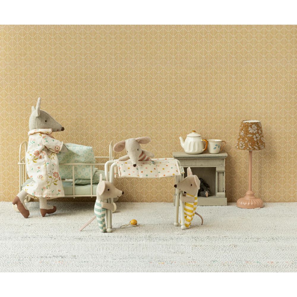 TABLE A CHANGER BEBE SOURIS BLANC CASSE -Maileg