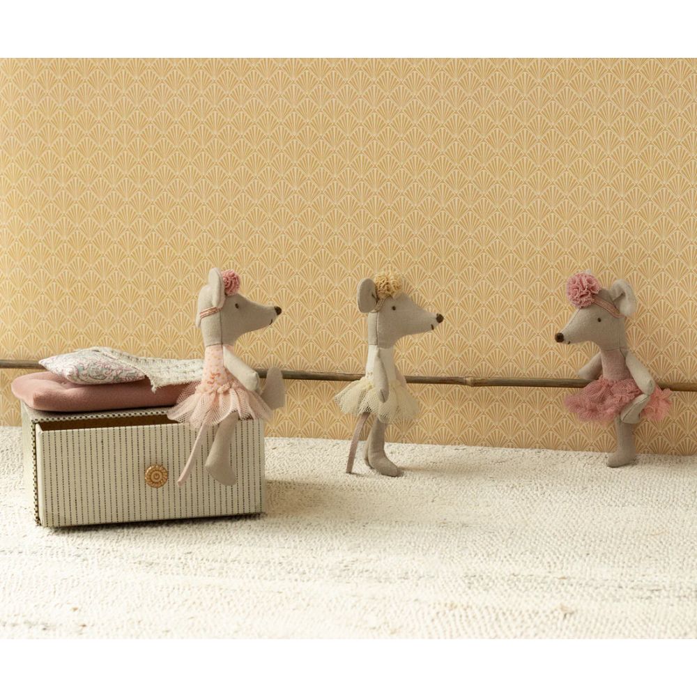 MAILEG - DANSEUSE BALLERINE SOURIS, PETITE SOEUR BLANC CASSE