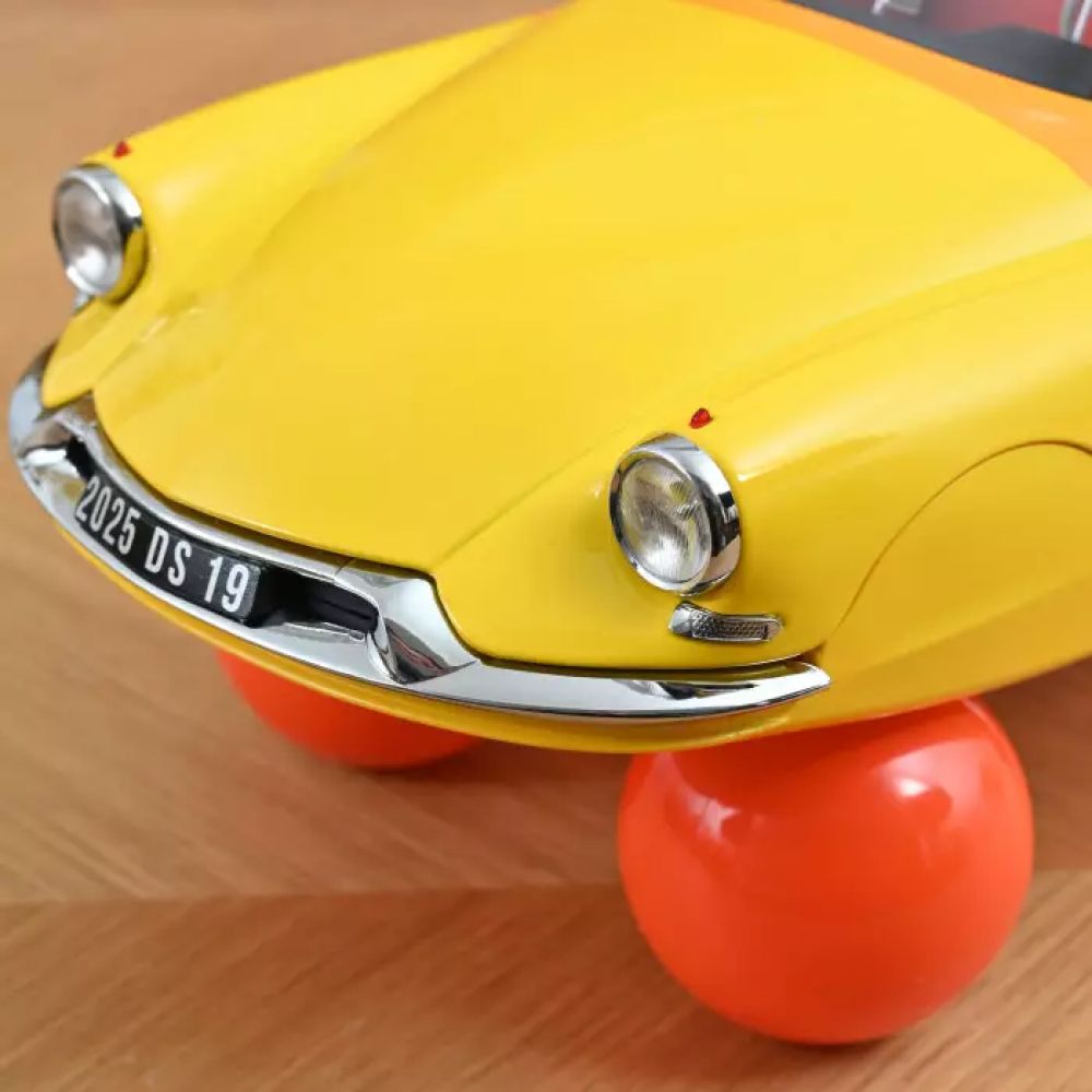 CITROEN DS19 SUR BOULES 1959 1/12