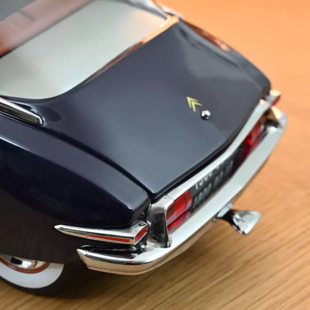 CITROEN DS 19 1955 AUBERGINE ET CHAMPAGNE 1/12 -Norev