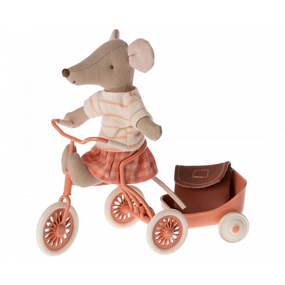 MAILEG - SOURIS TRICYCLE GRANDE SOEUR - CORAIL