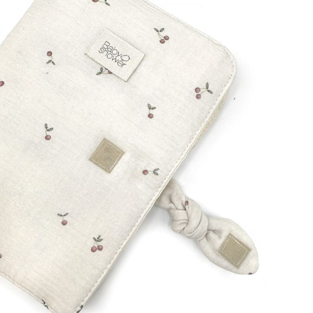 PROTEGE CARNET DE SANTE KNOT CHERRY -Babyshower