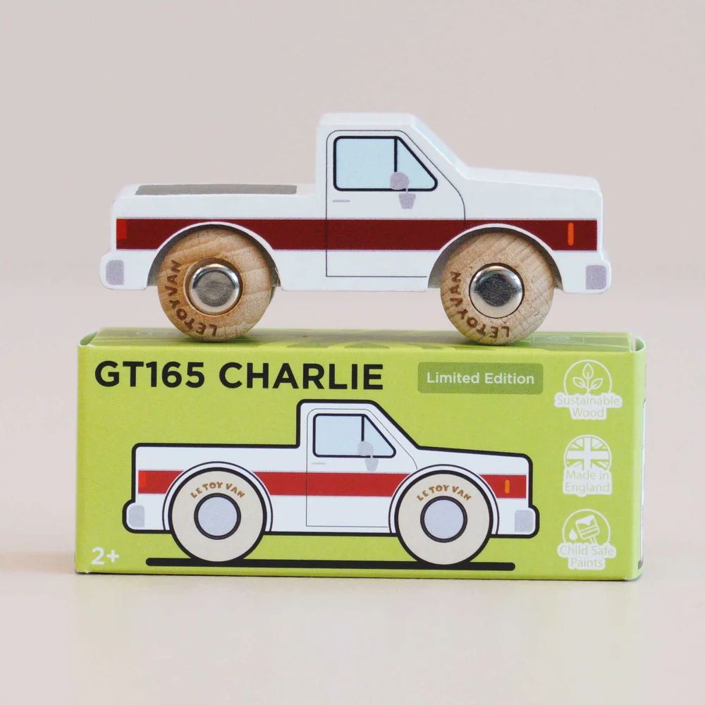 VOITURE "CHARLIE" - N°30 -Toy Van Classic Car