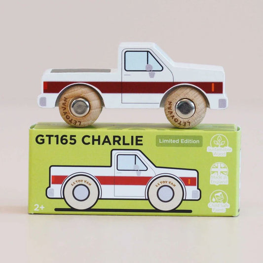 VOITURE "CHARLIE" - N°30 -Toy Van Classic Car
